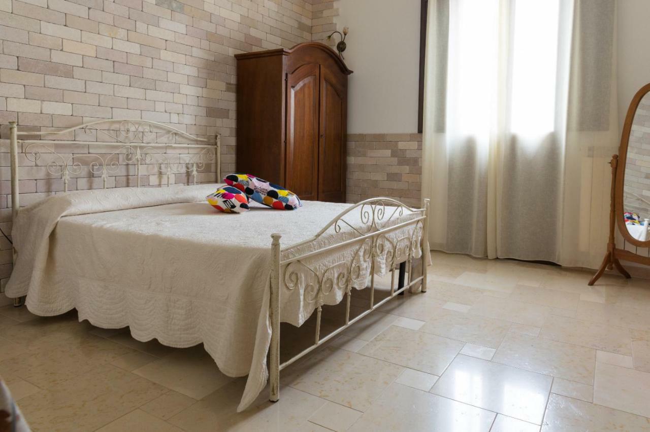 Il Vicoletto Bed & Breakfast Pulsano Exterior photo